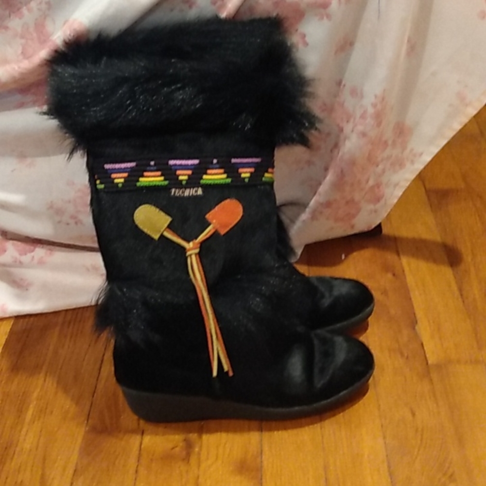 Tecnica, 38 20 size made in Italy, faux fur, suede, pony fur